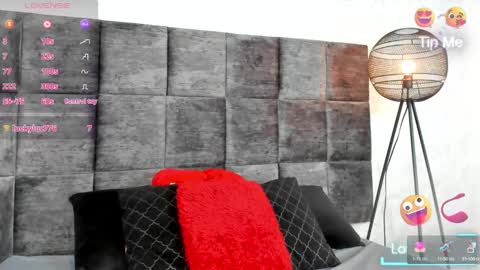 Susan online show from February 24, 10:47 pm