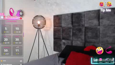 Susan online show from October 9, 10:04 pm