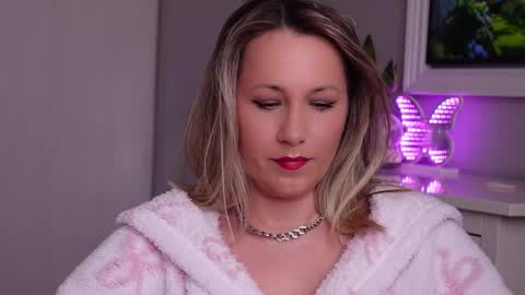 SusanJewel online show from March 27, 8:59 am