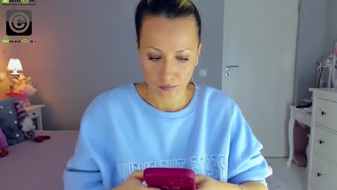SusanJewel online show from December 6, 7:48 am