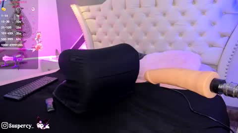 Val Help me get to 100 thumbs up online show from September 22, 5:28 pm