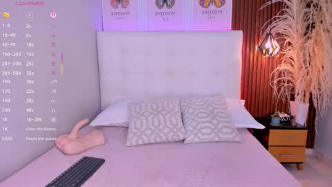 susie online show from December 22, 3:57 am