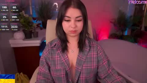 Susie online show from May 4, 8:04 pm