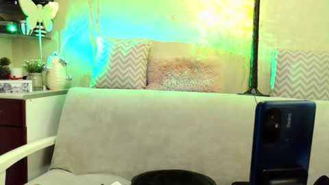 SusiexNoreen online show from March 27, 8:26 am