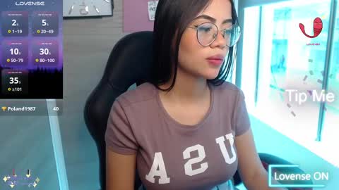 Susan online show from March 11, 2:51 pm