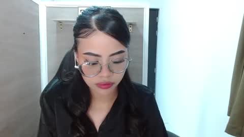 Susan online show from February 18, 5:42 pm
