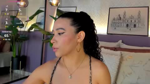 Your Squirt queen online show from September 23, 11:59 am