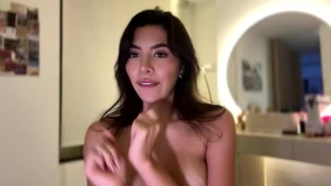  Susy  online show from January 12, 11:45 pm