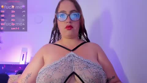 sussanmiller_ online show from January 27, 11:54 am