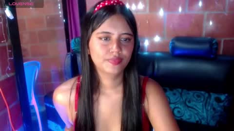 Snapshot of sussy_222 chatting on February 24, 11:52 pm susy online show from February 24, 11:52 pm