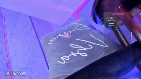 Sussy online show from October 15, 10:10 pm