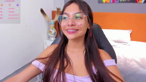 sussy_sweet4u online show from February 14, 4:31 pm