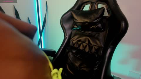 Sussy online show from January 16, 8:25 pm