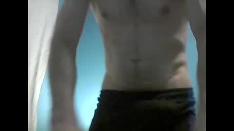 Snapshot of sutromaxx chatting on February 28, 2:42 am Maximus online show from February 28, 2:42 am