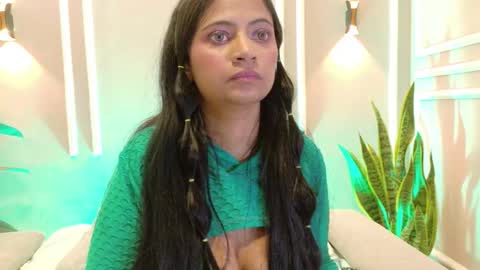 Suzy online show from March 2, 11:11 pm