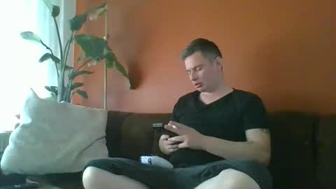 sventwinkboy online show from April 17, 4:53 pm