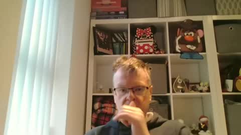swchap1217 online show from February 21, 11:11 am