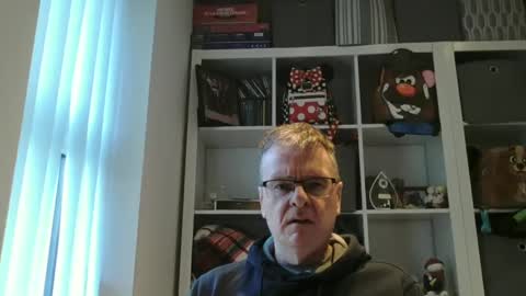 swchap1217 online show from March 12, 4:56 pm