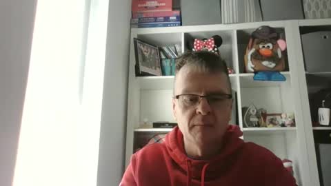 swchap1217 online show from February 27, 2:43 pm