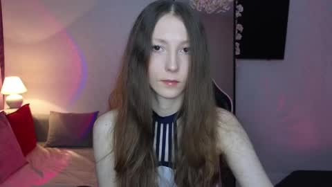 Snapshot of sweeet_lilit chatting on February 17, 1:15 am SwitLilit online show from February 17, 1:15 am