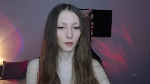 Snapshot of sweeet_lilit chatting on February 20, 12:30 am SwitLilit online show from February 20, 12:30 am