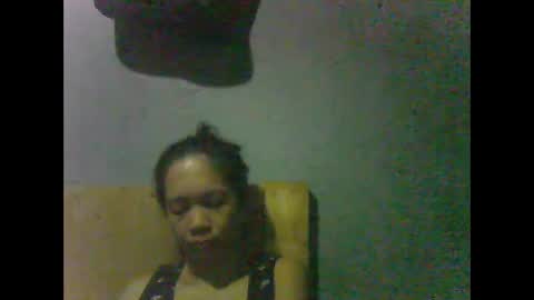 Snapshot of sweet818957 chatting on December 15, 7:10 pm sweet818957 online show from December 15, 7:10 pm
