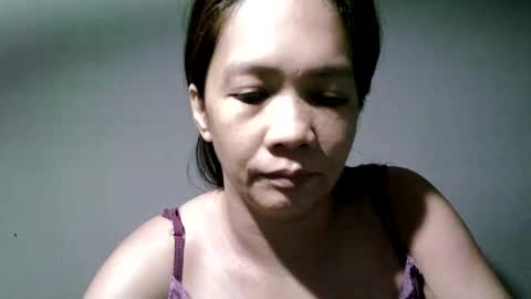 Snapshot of sweet818957 chatting on February 18, 3:52 pm sweet818957 online show from February 18, 3:52 pm
