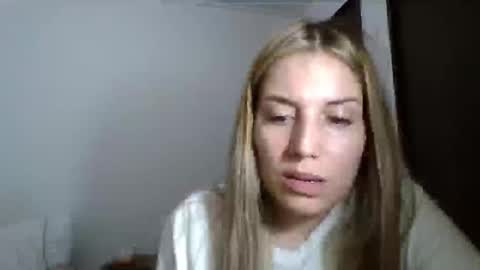 Sweet  alana online show from December 17, 1:18 am