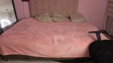 sweet__cat__ online show from June 5, 8:09 am