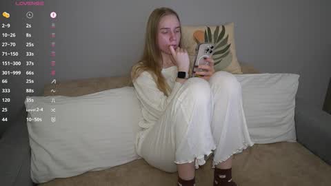 Michelle online show from December 20, 9:44 pm