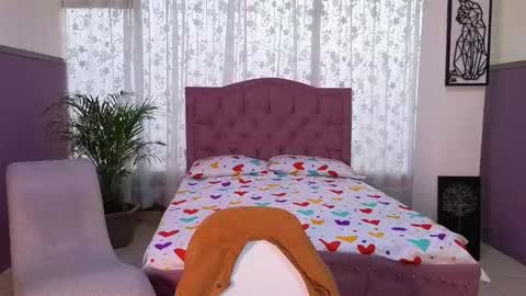 sweet_ahinara online show from September 29, 8:30 pm