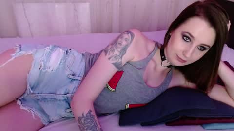 Alice online show from February 4, 7:00 pm