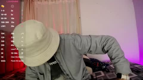 Andy online show from November 24, 2:10 am