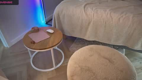 Sasha online show from September 28, 2:59 pm