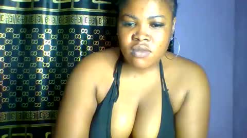Snapshot of sweet_baby27 chatting on September 18, 5:00 am sweet baby online show from September 18, 5:00 am