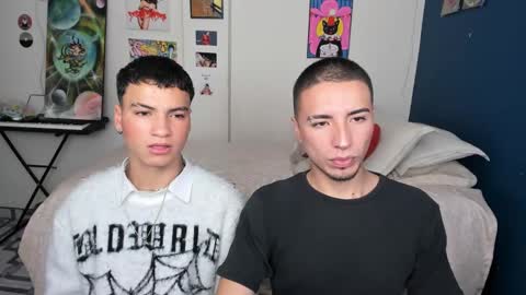 Snapshot of sweet_boys_xx chatting on January 13, 11:52 am CristianBrayan PVT OPEN online show from January 13, 11:52 am