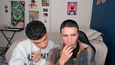 Snapshot of sweet_boys_xx chatting on January 30, 2:25 pm CristianBrayan PVT OPEN online show from January 30, 2:25 pm