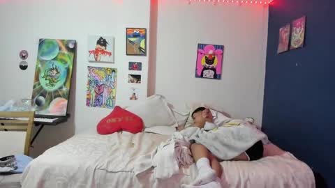 Snapshot of sweet_boys_xx chatting on January 9, 9:47 pm CristianBrayan PVT OPEN online show from January 9, 9:47 pm