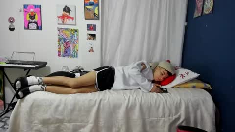 Snapshot of sweet_boys_xx chatting on February 15, 9:37 pm CristianBrayan PVT OPEN online show from February 15, 9:37 pm