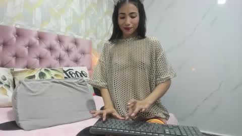 sweet_candy_sex1 online show from November 5, 12:45 am