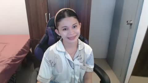 sweet_cassyxx online show from February 1, 12:41 am