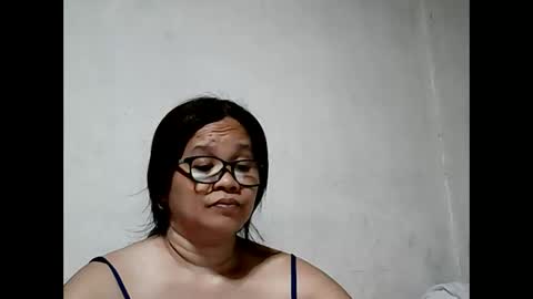 Snapshot of sweet_faye05 chatting on October 13, 8:05 am sweet_faye05 online show from October 13, 8:05 am