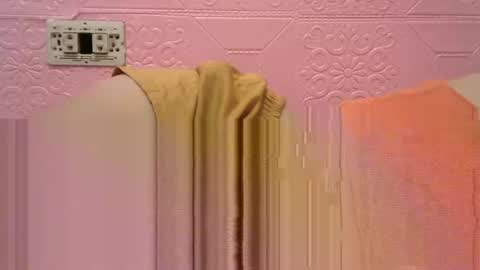 Snapshot of sweet_gamella chatting on February 21, 1:00 pm Gael online show from February 21, 1:00 pm