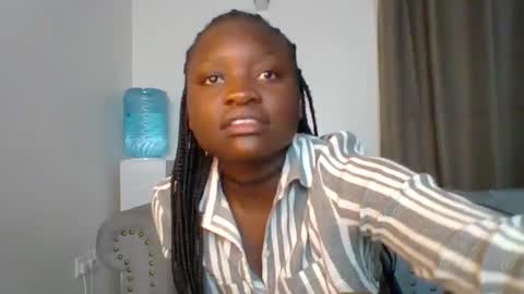 Snapshot of sweet_jenica chatting on January 12, 4:42 am ESTHER NEEMA online show from January 12, 4:42 am