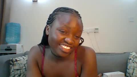 Snapshot of sweet_jenica chatting on January 30, 4:48 am ESTHER NEEMA online show from January 30, 4:48 am