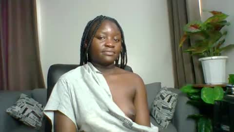 Snapshot of sweet_jenica chatting on December 14, 5:29 am ESTHER NEEMA online show from December 14, 5:29 am