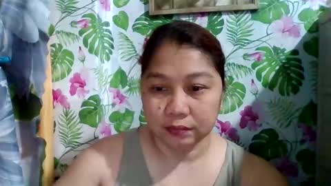 Snapshot of sweet_kayley chatting on January 7, 2:10 am sweet_kayley online show from January 7, 2:10 am