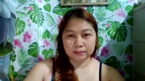 Snapshot of sweet_kayley chatting on January 12, 2:24 am sweet_kayley online show from January 12, 2:24 am