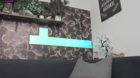 Alesy online show from February 7, 5:31 am