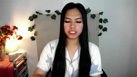 sweet_kyline69 online show from September 22, 4:27 am
